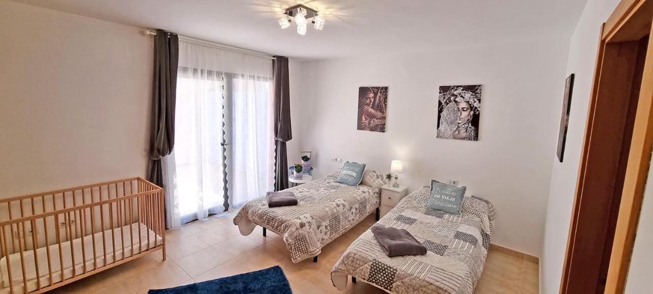 Ferienhaus Casa Caleta - Caleta Fuste - Meerblick - Pool - Glasfaserinternet กาเลตาเดฟุสเต ภายนอก รูปภาพ