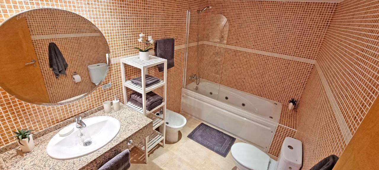 Ferienhaus Casa Caleta - Caleta Fuste - Meerblick - Pool - Glasfaserinternet กาเลตาเดฟุสเต ภายนอก รูปภาพ
